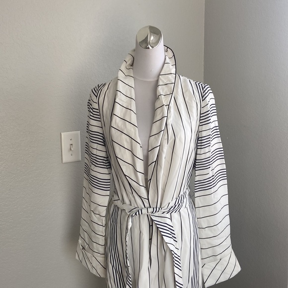 JONATHAN SIMKHAI /Ecru Side Button Duster - Picture 7 of 9